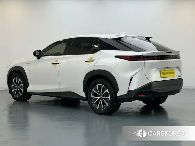 Lexus RZ id 4211316 из Китая 17