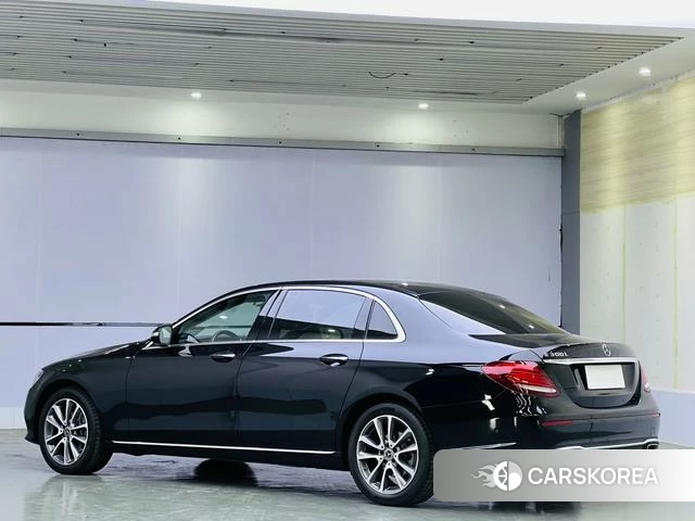 Mercedes-Benz E-class id 3857895 из Китая 13