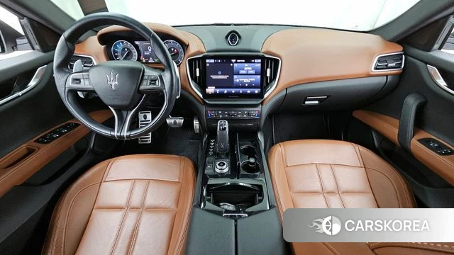 Maserati Ghibli id 4344071 из Кореи 32