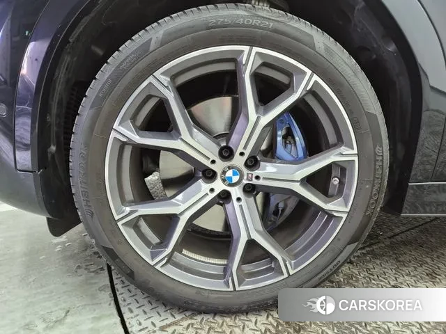 BMW X6 (G06) id 3669484 из Кореи 17