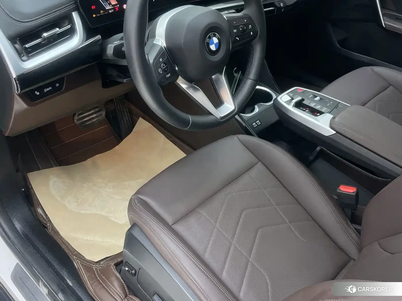 BMW X1 id 4685935 из Китая 27