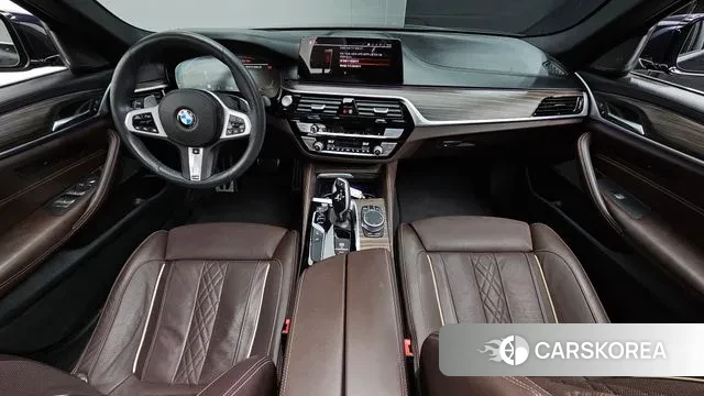 BMW 5 Series (G30) id 3444361 из Кореи 17