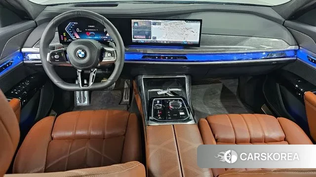 BMW 7 Series (G70) id 3002442 из Кореи 17