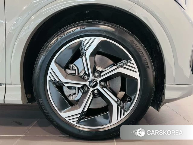 Audi Q4 e-tron id 4261593 из Китая 13