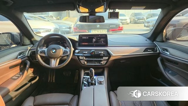 BMW 5 Series (G30) id 3893098 из Кореи 14