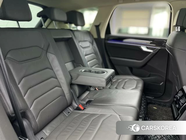 Volkswagen Touareg id 3869755 из Китая 34