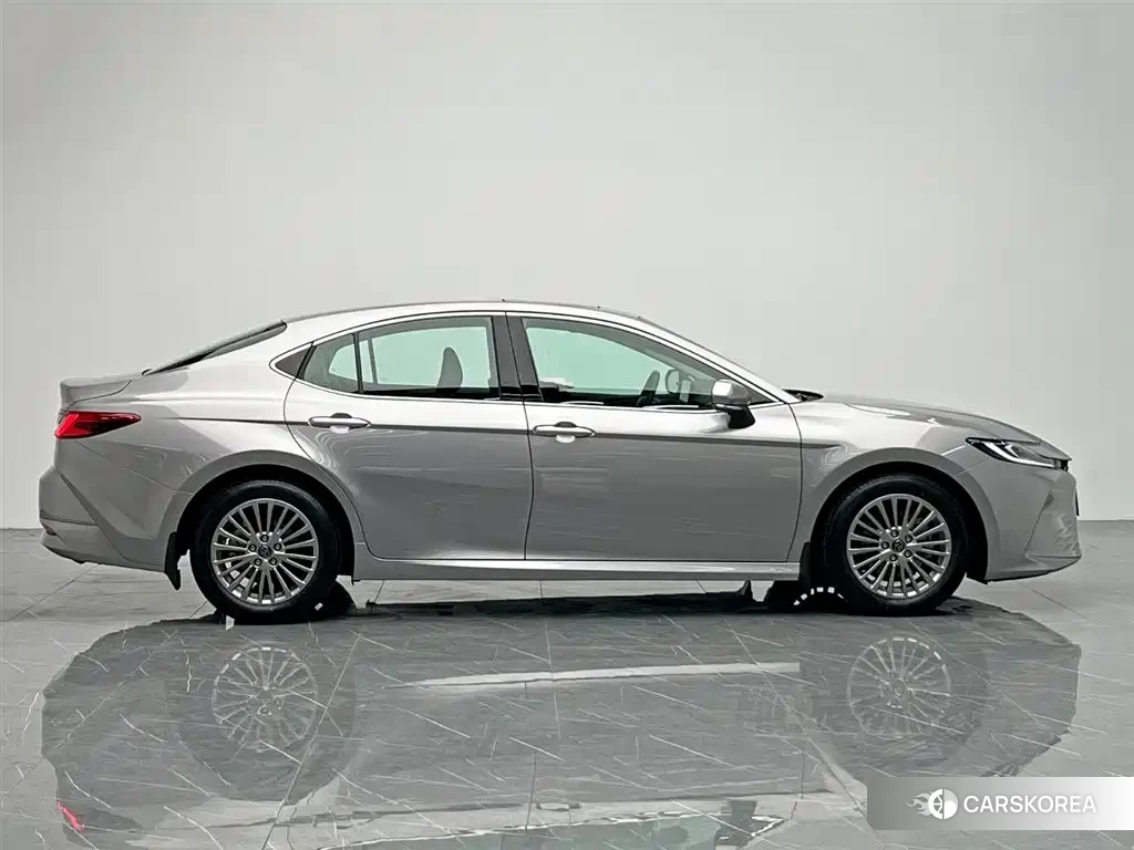 Toyota Camry id 4654593 из Китая 21