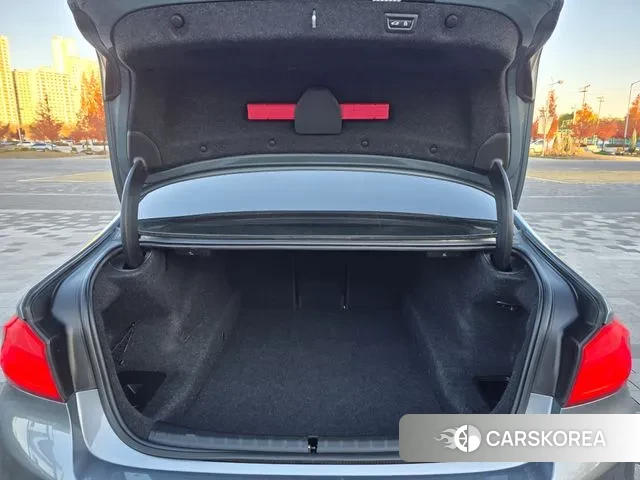 BMW 5 Series (G30) id 3397120 из Кореи 17