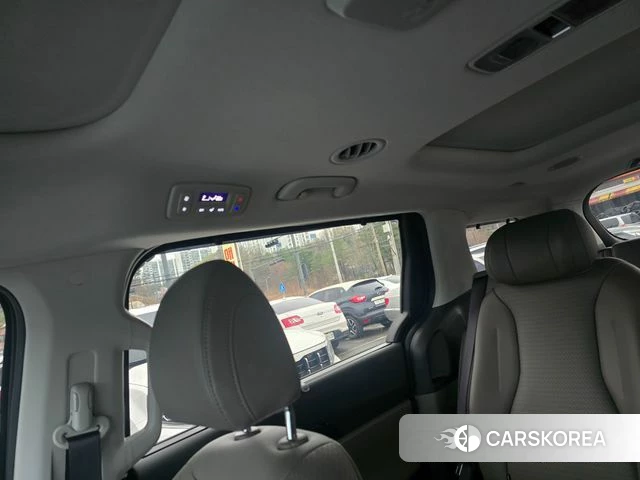 Kia The New Carnival 4th Generation id 3914341 из Кореи 17