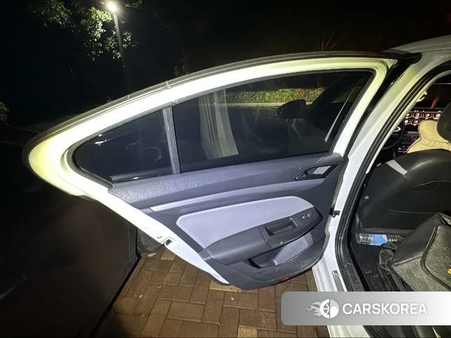 Volkswagen Bora id 4392058 из Китая 18