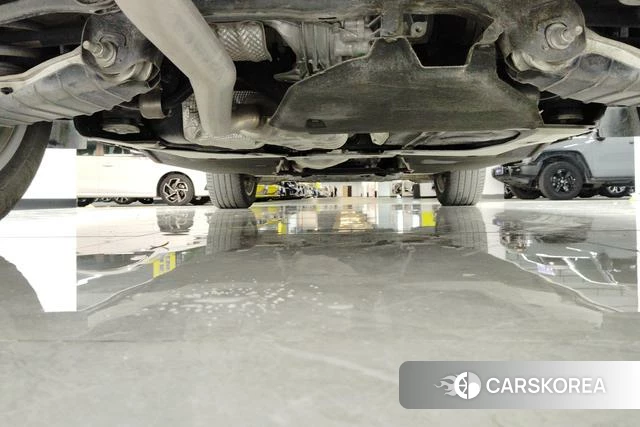 Audi Q5L id 4277495 из Китая 14