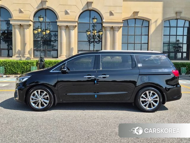 Kia The New Carnival id 4482524 из Кореи 17