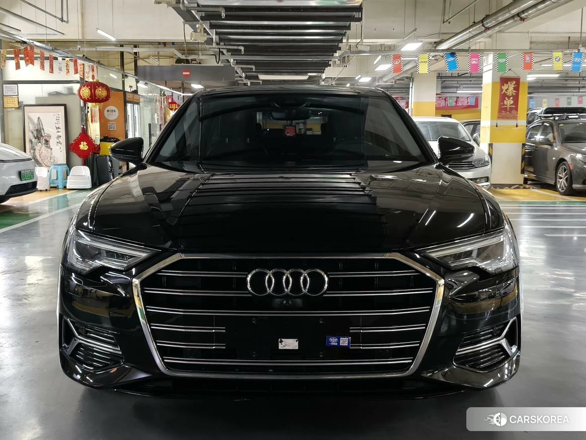 Audi A6L id 4441314 из Китая 16