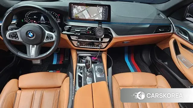 BMW 5 Series (G30) id 3555575 из Кореи 17