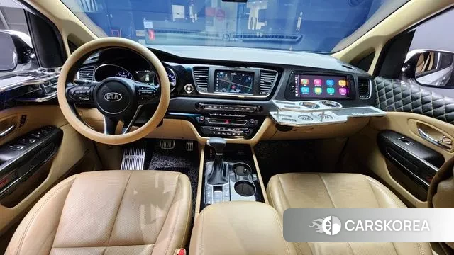 Kia The New Carnival id 3018698 из Кореи 17