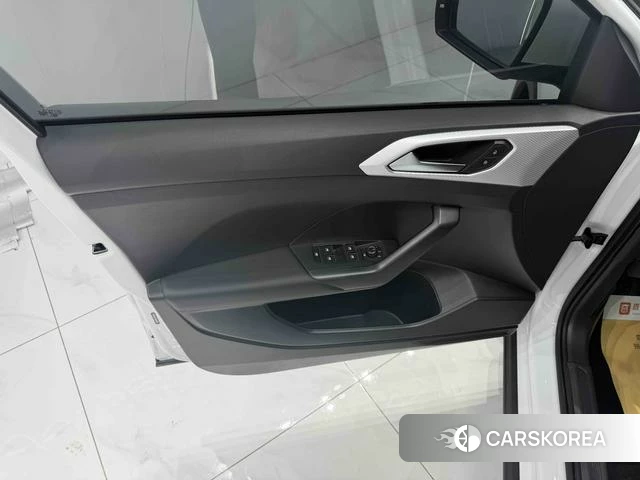 Volkswagen Exploring the shadow id 4335000 из Китая 19
