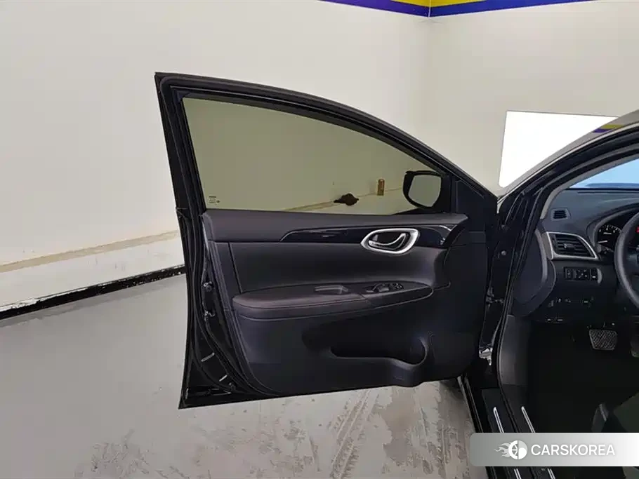 Nissan Xuan Yi id 4515502 из Китая 13