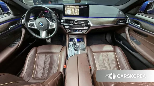 BMW 5 Series (G30) id 3417307 из Кореи 17