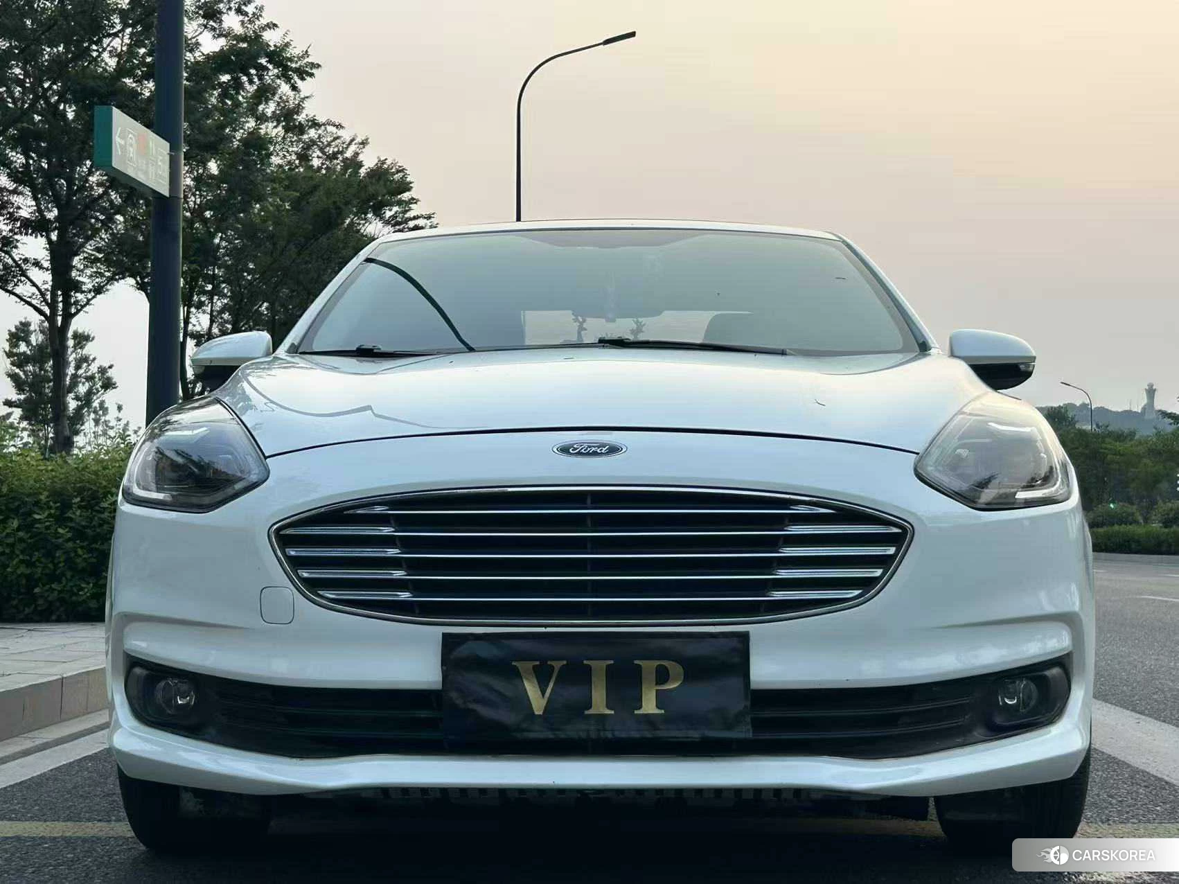 Ford Forrest id 4513586 из Китая 13