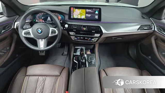 BMW 5 Series (G30) id 3016575 из Кореи 17