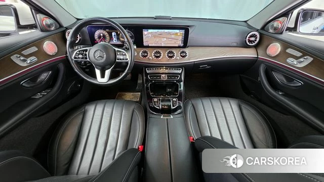 Mercedes-Benz E-Class W213 id 3845208 из Кореи 17