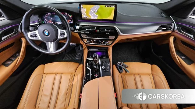 BMW 5 Series (G30) id 4528875 из Кореи 29