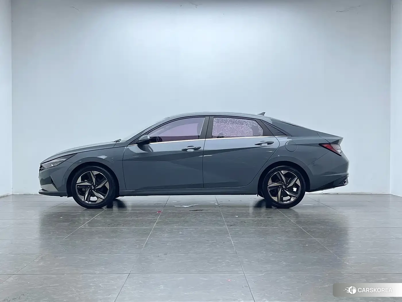 Hyundai Elantra id 4570576 из Китая 18