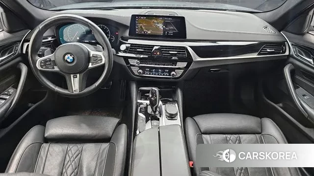 BMW 5 Series (G30) id 2966224 из Кореи 17