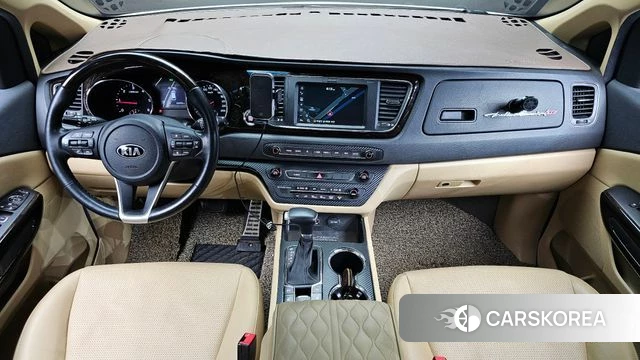 Kia The New Carnival id 4294653 из Кореи 32