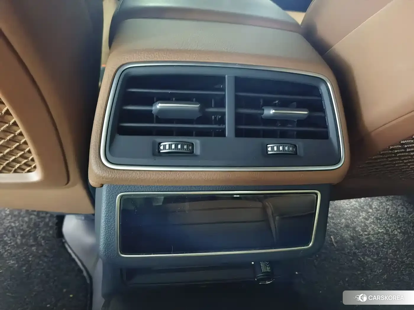 Audi A6L id 4545753 из Китая 16