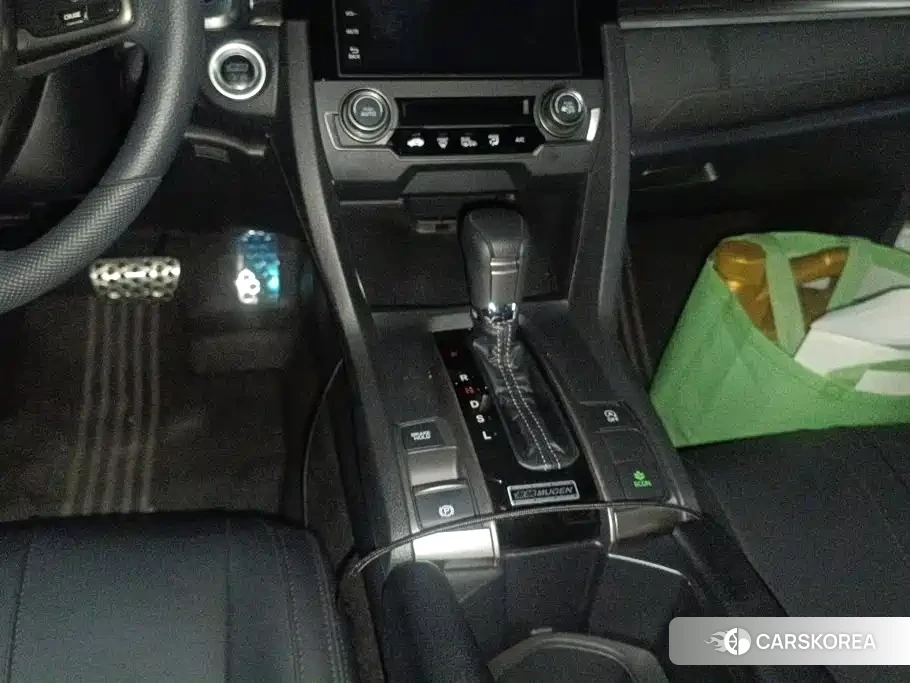 Honda Civic id 4655222 из Китая 13