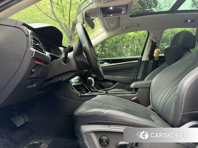 Volkswagen Passat id 4264684 из Китая 7