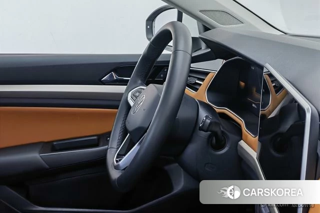 Volkswagen Bora id 4258512 из Китая 21