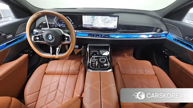 BMW 7 Series (G70) id 3103894 из Кореи 17