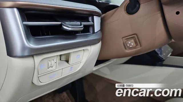 Hyundai Grandeur (GN7) id 2608856 из Кореи 17