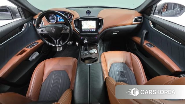 Maserati Ghibli id 4232518 из Кореи 29
