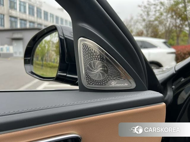 Mercedes-Benz E-class id 4239829 из Китая 21