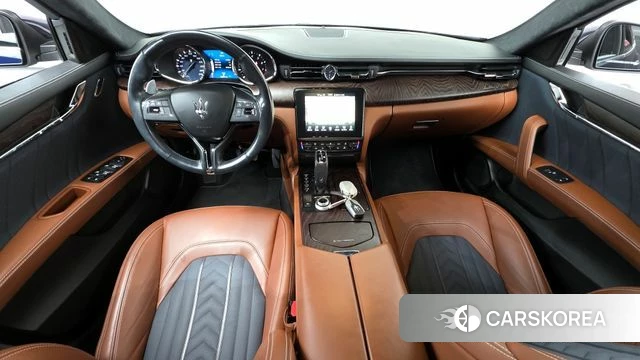 Maserati Quattroporte id 4224770 из Кореи 30