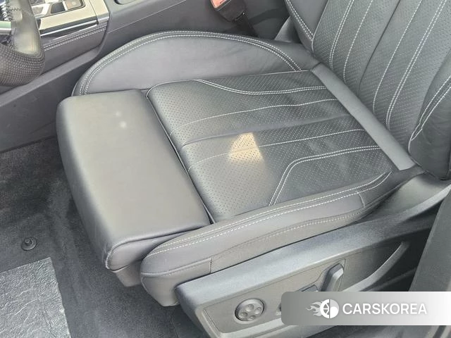 Audi Q5L id 4276162 из Китая 13