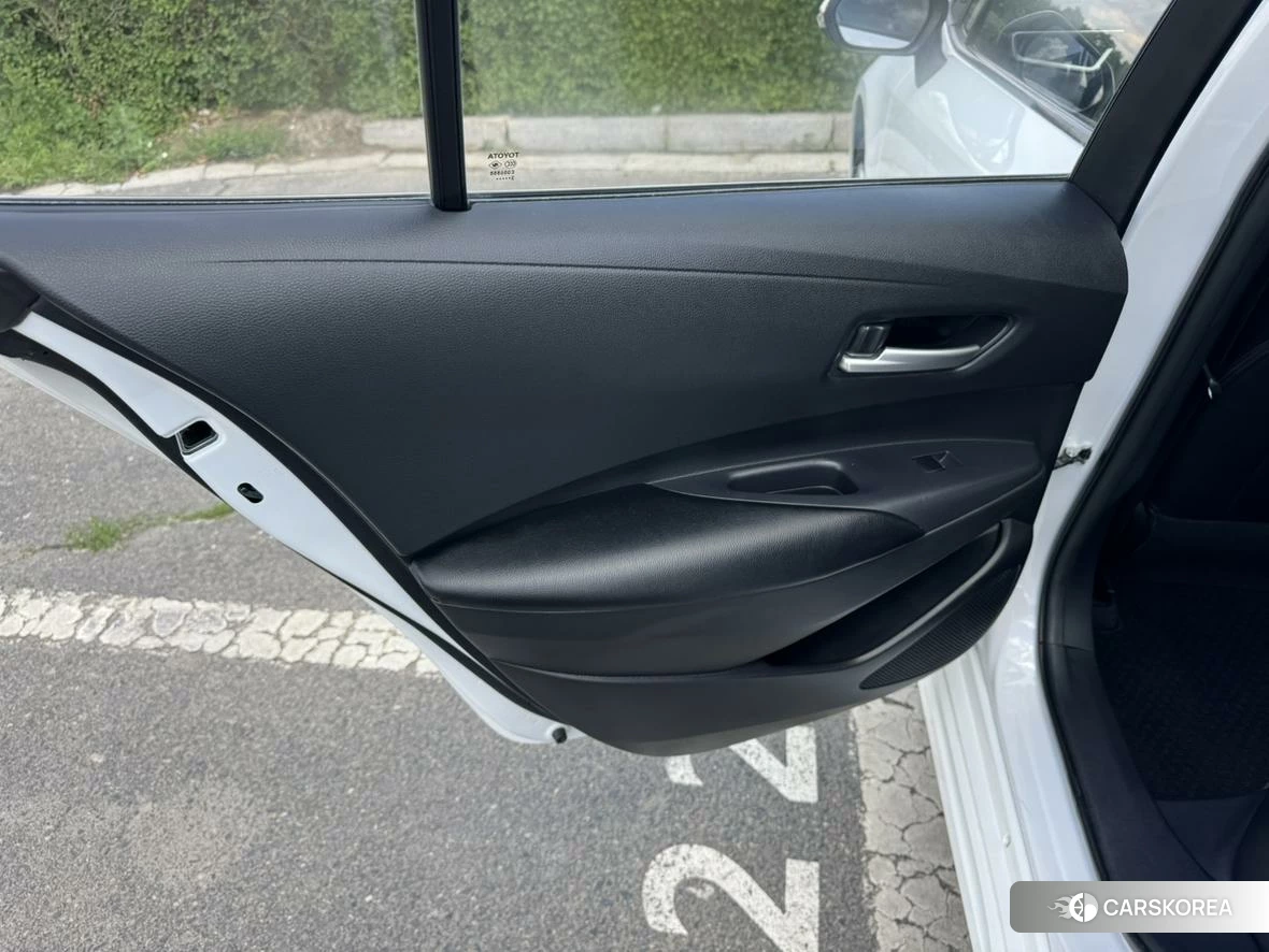 Toyota Corolla id 4426472 из Китая 17