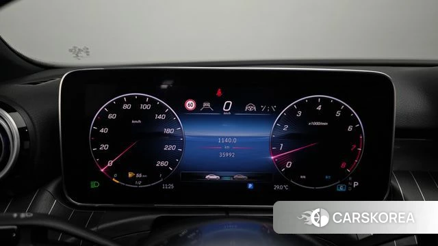 Mercedes-Benz C-Class W206 id 4697264 из Кореи 34