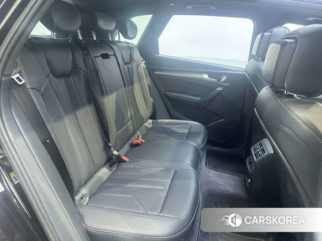 Audi Q5L id 4215564 из Китая 7