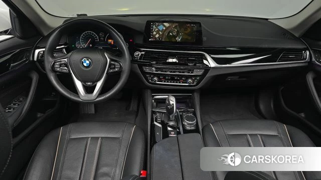 BMW 5 Series (G30) id 4536262 из Кореи 17