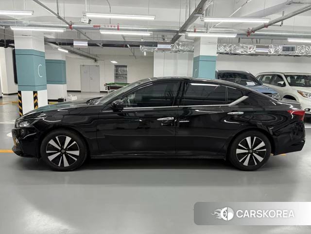 Nissan Teana id 4314277 из Китая 7