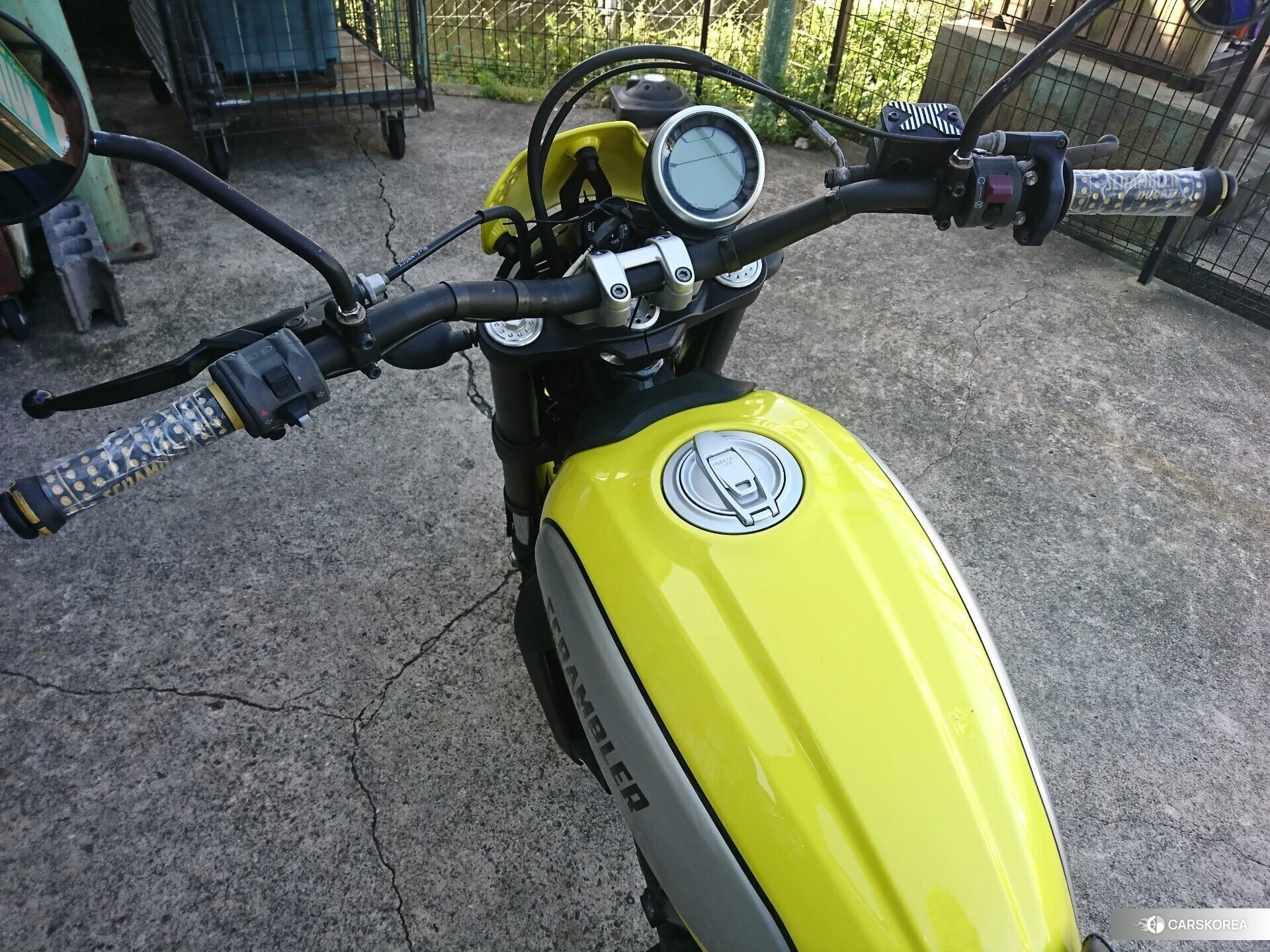 OTHER DUCATI SCRAMBLER F TRUCK PRO id 4184118 из Японии 8