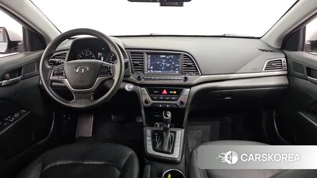 Hyundai Avante AD id 3773342 из Кореи 17