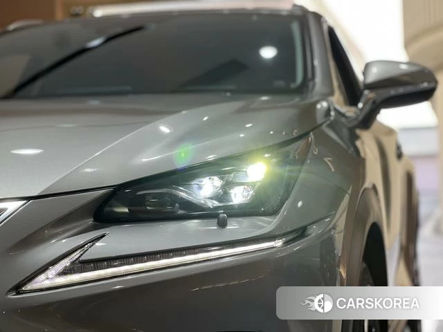 Lexus NX id 4213605 из Китая 16
