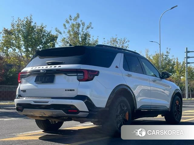 Ford Explorer id 4368125 из Китая 8