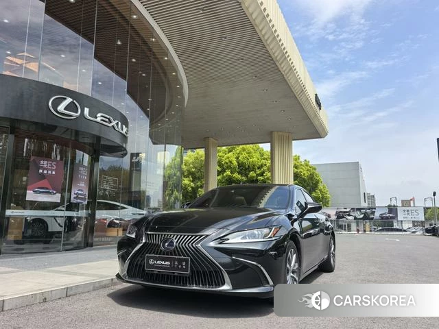 Lexus ES id 4274148 из Китая 14