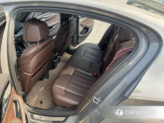 BMW 5 Series (G30) id 3827178 из Кореи 7